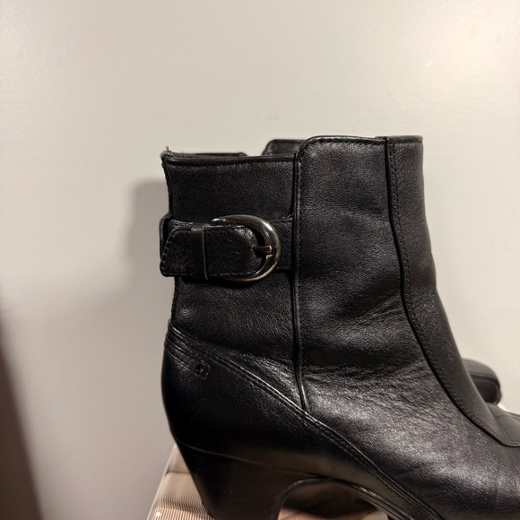 Clark Artisan Size 7 Casual Black Leather Ankle Boots - Picture 7 of 15